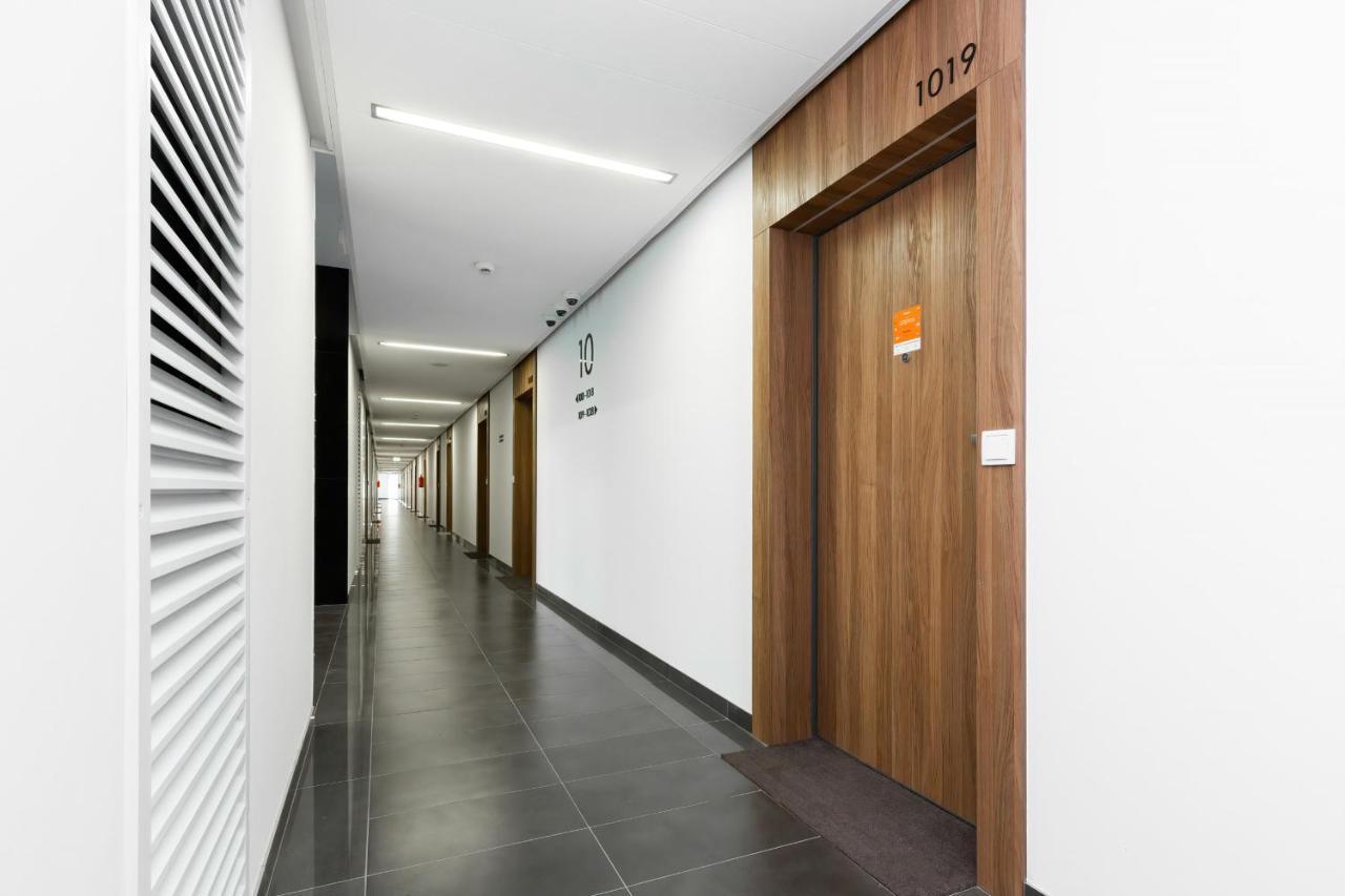 Warsaw Prymasa Tysiaclecia Business Centre By Noclegi Renters Exteriör bild