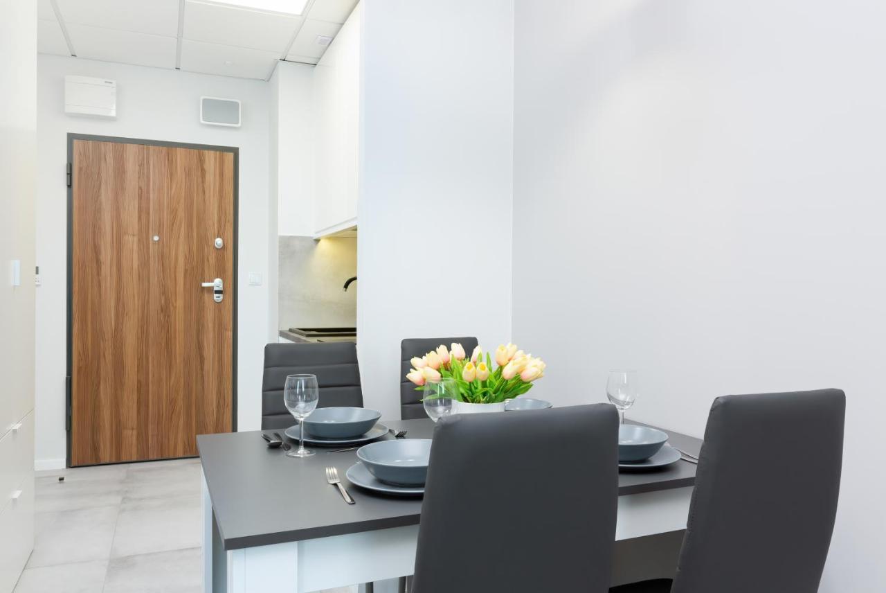 Warsaw Prymasa Tysiaclecia Business Centre By Noclegi Renters Exteriör bild
